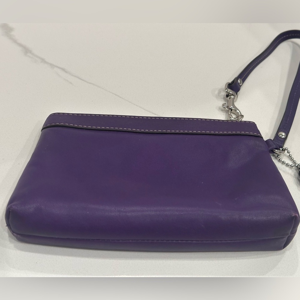 !! SOLD!! COACH PINK AND PURPLE PLEATED WRISTLETS NWOT - Picture 4 of 16
